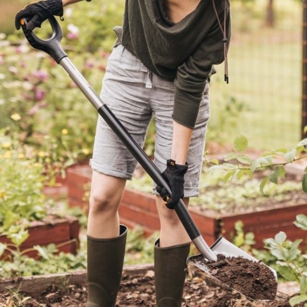 Фото - Лопата Fiskars Ergonomic (1066710)